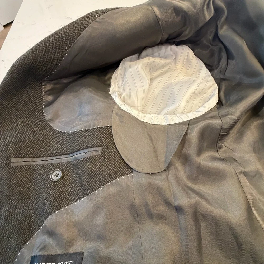 Classic Men's Herringbone Wool Blazer - Olive Brown